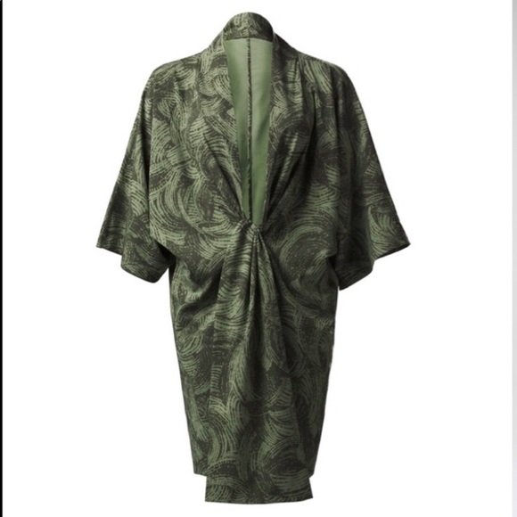 lululemon athletica Jackets & Blazers - LULULEMON YOGA KIMONO. lulu fanatics